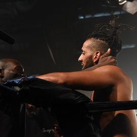 Revivez en images cette 3e édition du prestigieux gala de boxe, du ring aux coulisses.