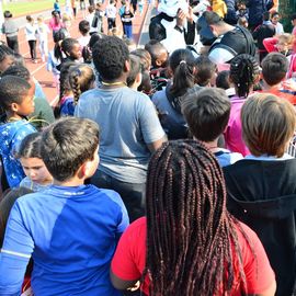 Toute la journée du 19 avril, le stade Louis Dolly a résonné des foulées et des cris d'encouragement des élèves d'élémentaire de Villejuif venus participer à la traditionnelle Course d'Endurance scolaire.