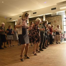 Pendant une semaine, les Seniors à l'honneur pour changer notre regard sur les aînés et briser les idées reçues: conférences, échanges intergénérationnelles, théâtre, ateliers santé et sécurité, initiations sportives…