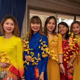 Un mois de janvier ponctué de festivités internationales: > Nouvel an berbère à la MPT Gérard Philipe avec poésie, musique, débats... permettant de mettre en valeurs les cultures Touarègue et berbère.> Nouvel an chinois et vietnamien dans le centre-ville organisé par la Pharmacie de la Mairie avec une superbe Danse du dragon> Nouvel an vietnamien à la MPT Gérard-Philipe avec spectacles, danses, arts martiaux, gastronomie... organisé par l’association Hoa Hiep Vong Tay Nhan Ai.[Photos Xiwen Wang]