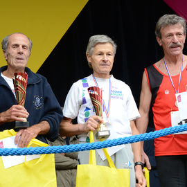 30e édition de la Corrida de Villejuif avec 2 courses adultes et 5 courses enfants.L'intégralité des photos des courses adultes sur https://t.co/T5aKXuC3KB