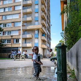 Proposées par les habitants dans le cadre de Villejuif respire, les fêtes de quartier Hautes-Bruyères et Lebon-Lamartine, samedi 27 août, ont permis aux habitants de prolonger les vacances d'été ou de se retrouver pour celles et ceux qui revenaient de congés.[Photos Sylvie Grima]