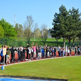 Toute la journée du 19 avril, le stade Louis Dolly a résonné des foulées et des cris d'encouragement des élèves d'élémentaire de Villejuif venus participer à la traditionnelle Course d'Endurance scolaire.