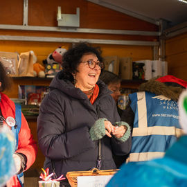 Retour en images sur le Marché de Noël en centre-ville samedi et dimanche, avec ses nombreuses animations organisées par la Ville et l'association Les commerçants de Villejuif: fanfares, Père Noël, cracheurs de feu, spectacle lumineux...[photos Xiwen Wang / Direction de la communication]