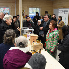 Samedi 23 novembre ont été inaugurés le jardin municipal des Plantes, nouveau parc de 3200m2 avenue de la République, et la Maison de la Nature, rue René Hamon.