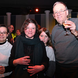 Samedi 20 janvier, toute la population de Villejuif était invitée à débuter l'année dans la convivialité autour d'un buffet, d'un moment musical et de la mise à l'honneur du monde sportif.[photos Lucile Cubin]