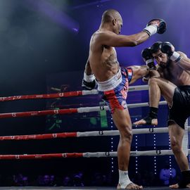 Une 4e édition du VBS qui met à l'honneur les femmes avec 3 combats féminin en boxe anglaise et pieds-poings.[Photos Lucile Cubin - Alex Bonnemaison - Sylvie Grima - Direction de la Communication]