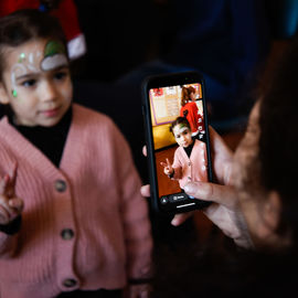 Retour en images sur les fêtes de Noël dans les Maisons pour tous, les Accueils de Loisirs, les ateliers dans les médiathèques ou encore les portes ouvertes de l'atelier 28.