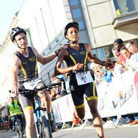 Un plateau élite relevé sur le 10km couru en moins de 29mn, de nombreux coureurs et marcheurs amateurs sur le 10, le 5 et le Run'N'Bike, et la relève déjà assurée avec les courses des jeunes l'après-midi!