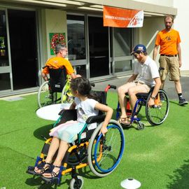 Des jeux, des ateliers, des parcours autour des différents handicaps pour s'amuser en apprenant.