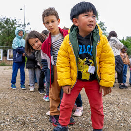 Retour en images sur ces 2 semaines de vacances de printemps, avec notamment la chasse aux œufs du Secours populaire et celle des accueils de loisirs à la ferme urbaine, le Mois des cuisines du Monde et les activités jardinage, bricolage, cirque... dans les MPT. [Photos Direction de la Communication / Lucile Cubin / Xiwen Wang]