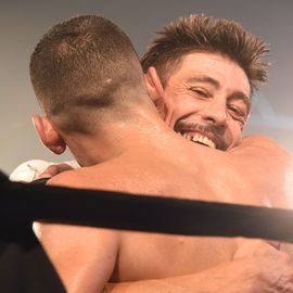 Revivez en images cette 3e édition du prestigieux gala de boxe, du ring aux coulisses.