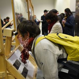 Avec  de  nombreux·ses  artistes  de  l’écriture,  du  dessin  et  de  bien  d’autres  disciplines,  des  penseur·euse·s,   les   acteurs   culturels   du   territoire  et  les  deux  librairies  villejuifoises,  ce  festival est une invitation à la création, au partage et à l’expérimentation