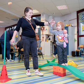 Pendant 2 semaines, la ville a choisi de mettre en valeur le droit à la santé des enfants avec des conférences et ateliers, des expos, des formations et de nombreuses animations et jeux pour les enfants et leurs parents.[photos Sylvie Grima / Lucile Cubin]