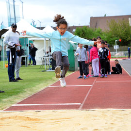 Le stade Louis Dolly a vibré devant les performances des athlètes lors du 1er Meeting (et pré-meeting) d'athlétisme organisé par la Ville et l'ASFI