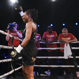 Déjà la 6e édition du Villejuif Boxing Show. Une soirée de qualité cette année encore avec des combats de haut niveau national et international en boxe anglaise et boxe pieds-poings. [photos Sylvie Grima / Lucile Cubin]