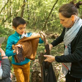 Pendant les vacances de printemps, les petits Villejuifois ont pu profiter de séjour au grand air: Nature et vie médiévale en Bourgogne pour les 6-11 ans et Nature et ferme en Seine-et-Marne pour les 4-6 ans.[photos Anja Simonet / Xiwen Wang]