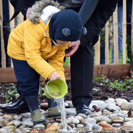 Samedi 23 novembre ont été inaugurés le jardin municipal des Plantes, nouveau parc de 3200m2 avenue de la République, et la Maison de la Nature, rue René Hamon.