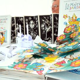 La littérature jeunesse à l'honneur avec au programme des dédicaces, des ateliers (pop-up, illustration, récit), des jeux et la remise des prix Lire et Elire décernés par 1000 élèves de Villejuif.