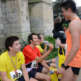 30e édition de la Corrida de Villejuif avec 2 courses adultes et 5 courses enfants.L'intégralité des photos des courses adultes sur https://t.co/T5aKXuC3KB