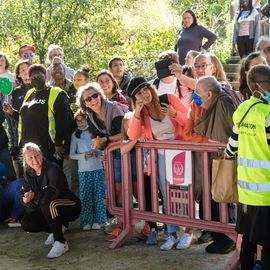 Une grande fête du sport avec près de 1500 coureur·se·s sur les 5/10km, courses jeunes et familles.Les vainqueurs des 10km ont battu le record de l'épreuve, avec la 8e meilleure performance mondiale chez les femmes!1700 euros ont été reversés à l’association Une maison au cœur de la vie, qui vient en aide aux familles dont les enfants sont hospitalisés à l’Institut Gustave-Roussy. Un grand merci aux 150 bénévoles, aux associations villejuifoises, et à tous les services de la ville.[Photos ©Anja Simonet / ©Raphaël Garnier]