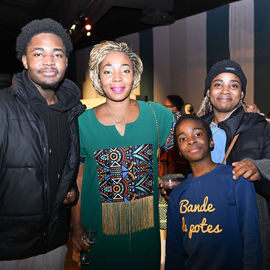 Samedi 20 janvier, toute la population de Villejuif était invitée à débuter l'année dans la convivialité autour d'un buffet, d'un moment musical et de la mise à l'honneur du monde sportif.[photos Lucile Cubin]