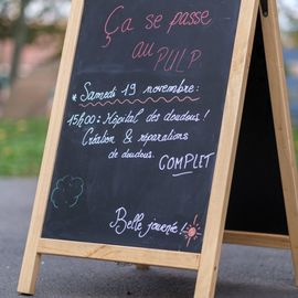 "Bien dans son corps, bien dans sa tête et bien dans sa Ville": autour de ces thématiques, du 14 au 19 novembre, Villejuif a mis en valeur le bien-être de l’enfant.De nombreuses activités étaient organisées dans toute la ville pour que les enfants puissent s’amuser, s’informer et partager un beau moment autour de leurs droits: ateliers, quizz, activités sportives, jeu de piste, chorale...