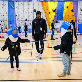 "Bien dans son corps, bien dans sa tête et bien dans sa Ville": autour de ces thématiques, du 14 au 19 novembre, Villejuif a mis en valeur le bien-être de l’enfant.De nombreuses activités étaient organisées dans toute la ville pour que les enfants puissent s’amuser, s’informer et partager un beau moment autour de leurs droits: ateliers, quizz, activités sportives, jeu de piste, chorale...