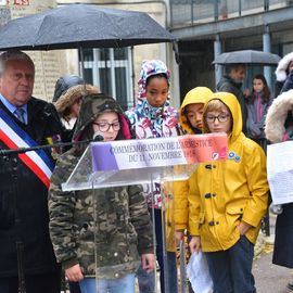 Plusieurs semaines d'évènement autour de la Grande Guerre, pour finir autour du 11 novembre par un grand week-end de commémoration autour d'expositions, concerts, ...