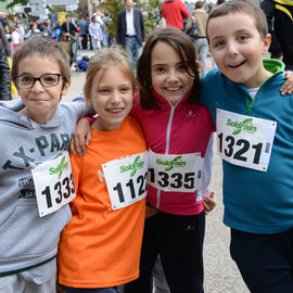 30e édition de la Corrida de Villejuif avec 2 courses adultes et 5 courses enfants.L'intégralité des photos des courses adultes sur https://t.co/T5aKXuC3KB