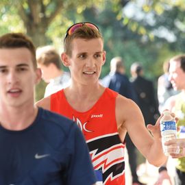 Une grande fête du sport avec près de 1500 coureur·se·s sur les 5/10km, courses jeunes et familles.Les vainqueurs des 10km ont battu le record de l'épreuve, avec la 8e meilleure performance mondiale chez les femmes!1700 euros ont été reversés à l’association Une maison au cœur de la vie, qui vient en aide aux familles dont les enfants sont hospitalisés à l’Institut Gustave-Roussy. Un grand merci aux 150 bénévoles, aux associations villejuifoises, et à tous les services de la ville.[Photos ©Anja Simonet / ©Raphaël Garnier]