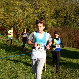 Dimanche 13 novembre, l'ASFI Villejuif Athlétisme organisait son 1er cross à destination des jeunes, au Parc Départemental des Hautes Bruyères. Pour cet évènement sportif, 17 clubs ont fait le déplacement avec plus de 500 athlètes âgé·e·s de 6 à 14 ans (catégorie Eveils à Minimes) ! [Photos Lucile Cubin]