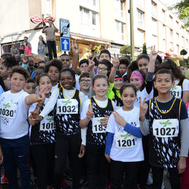 30e édition de la Corrida de Villejuif avec 2 courses adultes et 5 courses enfants.L'intégralité des photos des courses adultes sur https://t.co/T5aKXuC3KB