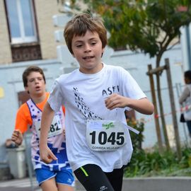 De la Pouss'jeunes à la marche/course "Pitchounes", en passant par les courses scolaires, les enfants ont mis le feu au bitume !