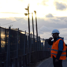 Des milliers de curieux se sont retrouvés autour du puits de la future gare pour découvrir les tunneliers et profiter des animations: ateliers, mise en lumière, spectacle pyrotechnique, live électro et gigot-bitume.