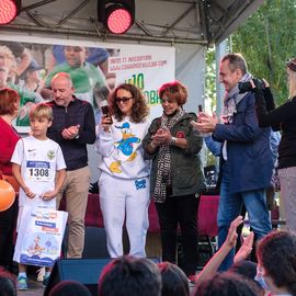 Une grande fête du sport avec près de 1500 coureur·se·s sur les 5/10km, courses jeunes et familles.Les vainqueurs des 10km ont battu le record de l'épreuve, avec la 8e meilleure performance mondiale chez les femmes!1700 euros ont été reversés à l’association Une maison au cœur de la vie, qui vient en aide aux familles dont les enfants sont hospitalisés à l’Institut Gustave-Roussy. Un grand merci aux 150 bénévoles, aux associations villejuifoises, et à tous les services de la ville.[Photos ©Anja Simonet / ©Raphaël Garnier]