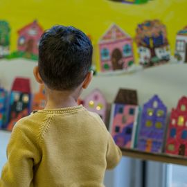 "Bien dans son corps, bien dans sa tête et bien dans sa Ville": autour de ces thématiques, du 14 au 19 novembre, Villejuif a mis en valeur le bien-être de l’enfant.De nombreuses activités étaient organisées dans toute la ville pour que les enfants puissent s’amuser, s’informer et partager un beau moment autour de leurs droits: ateliers, quizz, activités sportives, jeu de piste, chorale...