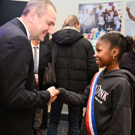 Samedi 20 janvier, toute la population de Villejuif était invitée à débuter l'année dans la convivialité autour d'un buffet, d'un moment musical et de la mise à l'honneur du monde sportif.[photos Lucile Cubin]