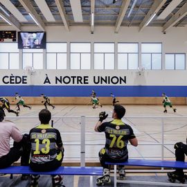 Sacrés champions de France de Nationale 2 lors du dernier match de la saison, les joueurs de l'USV Roller - Rink-Hockeymontent en Nationale 1 – Elite ![Photos Alex Bonnemaison]