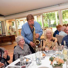 Les Seniors villejuifois à la découverte de Giverny : la fondation Claude Monet, son manoir normand et ses jardins, avant un déjeuner-dansant au Moulin de Fourges.