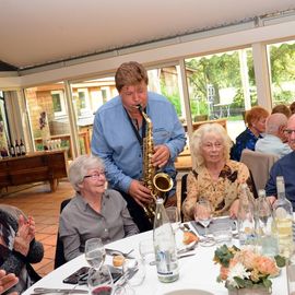 Les Seniors villejuifois à la découverte de Giverny : la fondation Claude Monet, son manoir normand et ses jardins, avant un déjeuner-dansant au Moulin de Fourges.