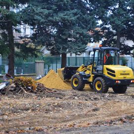 De l'automne 2021 au printemps 2022 le Parc Pablo Neruda va être complètement transformé: moins de béton, plus de verdure, des jeux modernisés...