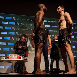 Une 4e édition du VBS qui met à l'honneur les femmes avec 3 combats féminin en boxe anglaise et pieds-poings.[Photos Lucile Cubin - Alex Bonnemaison - Sylvie Grima - Direction de la Communication]