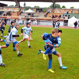 Le 1er tournoi d'école de rugby U10 (moins de 10 ans), organisé par le Rugby-Club du Val-de-Bièvre.