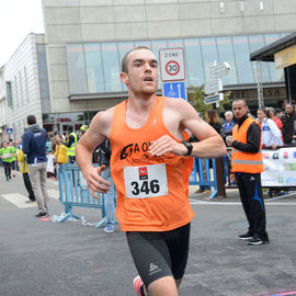 30e édition de la Corrida de Villejuif avec 2 courses adultes et 5 courses enfants.L'intégralité des photos des courses adultes sur https://t.co/T5aKXuC3KB