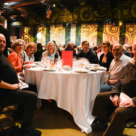 Cette année, le banquet des Seniors était de retour aux Esselières.Un rendez-vous convivial très attendu pour débuter l'année, et qui n'avait pas eu lieu depuis la crise sanitaire, remplacé par un banquet en plein air en juin.[Photos Lucie Cubin / Alex Bonnemaison]