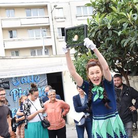Sous l’impulsion de la municipalité, 7 associations se sont regroupées dans un même lieu pour créer une auberge culturelle permettant de fédérer le tissu associatif et de favoriser le vivre-ensemble dans le quartier.