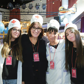 Pendant 2 semaines, la ville a choisi de mettre en valeur le droit à la santé des enfants avec des conférences et ateliers, des expos, des formations et de nombreuses animations et jeux pour les enfants et leurs parents.[photos Sylvie Grima / Lucile Cubin]