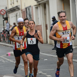 30e édition de la Corrida de Villejuif avec 2 courses adultes et 5 courses enfants.L'intégralité des photos des courses adultes sur https://t.co/T5aKXuC3KB