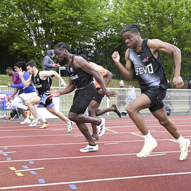 7e édition du Meeting d'athlétisme organisé par l'ASFI Villejuif Athlétisme et la Ville de Villejuif au stade Louis Dolly.Un grand bravo aux athlètes pour leurs performances , et aux bénévoles pour l'organisation de cet évènement sportif majeur. [Photos Lucile Cubin]